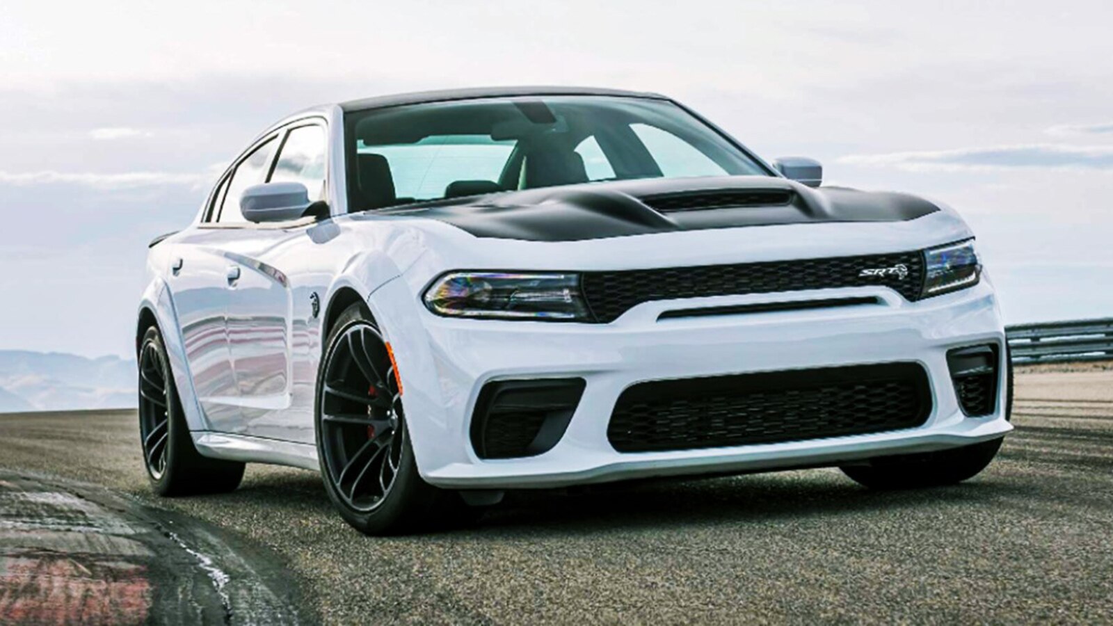 2022 Dodge Charger Front in White